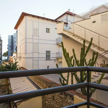 Appartement Leonardo Alassio